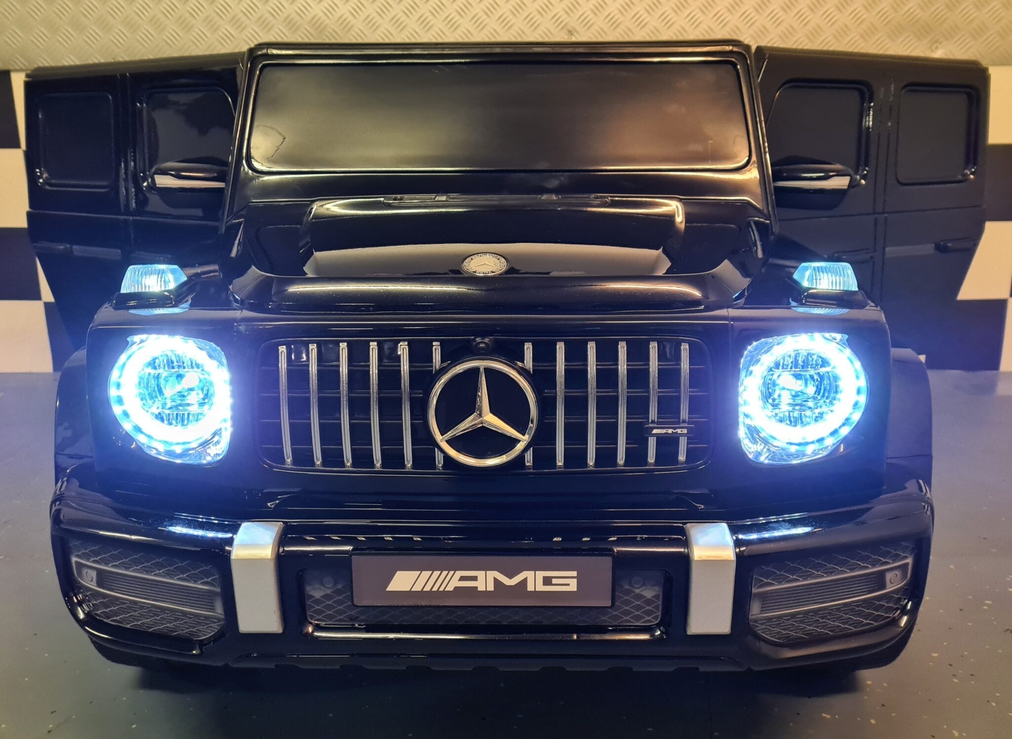 Mercedes G63 2-persoons 24 volt metallic zwart