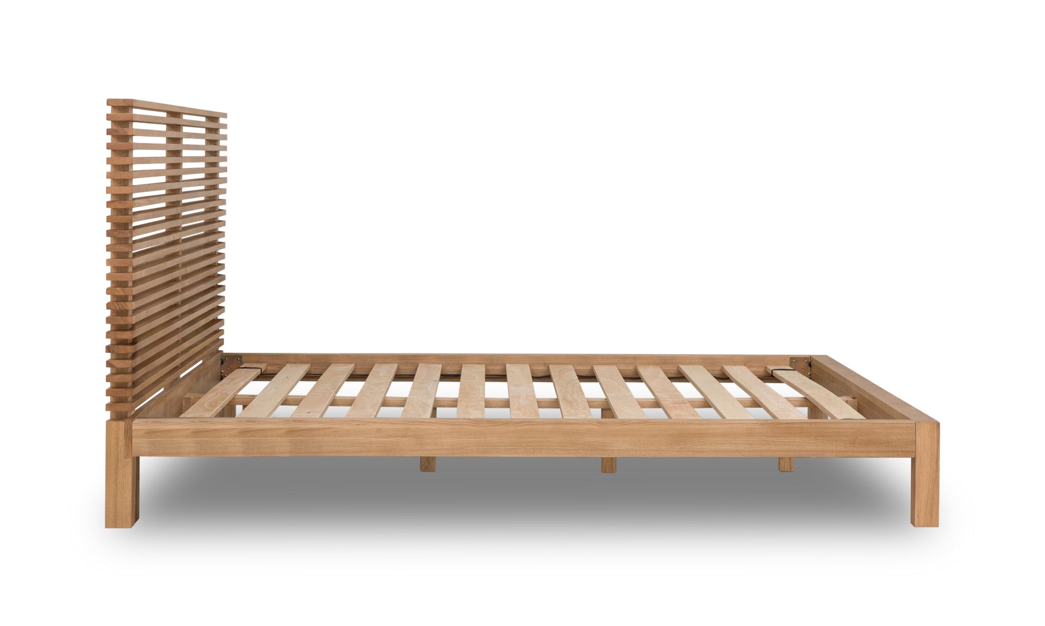 Tanner EU King (160 x 200) Platform Bed in Vlasgeel