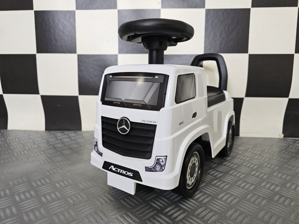 Rijdende Mercedes-Benz Actros
