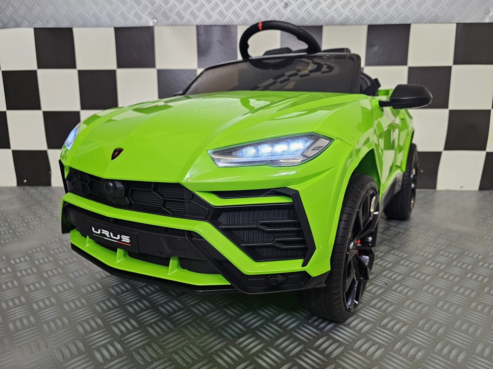 Kinderauto Lamborghini Urus 12 volt groen