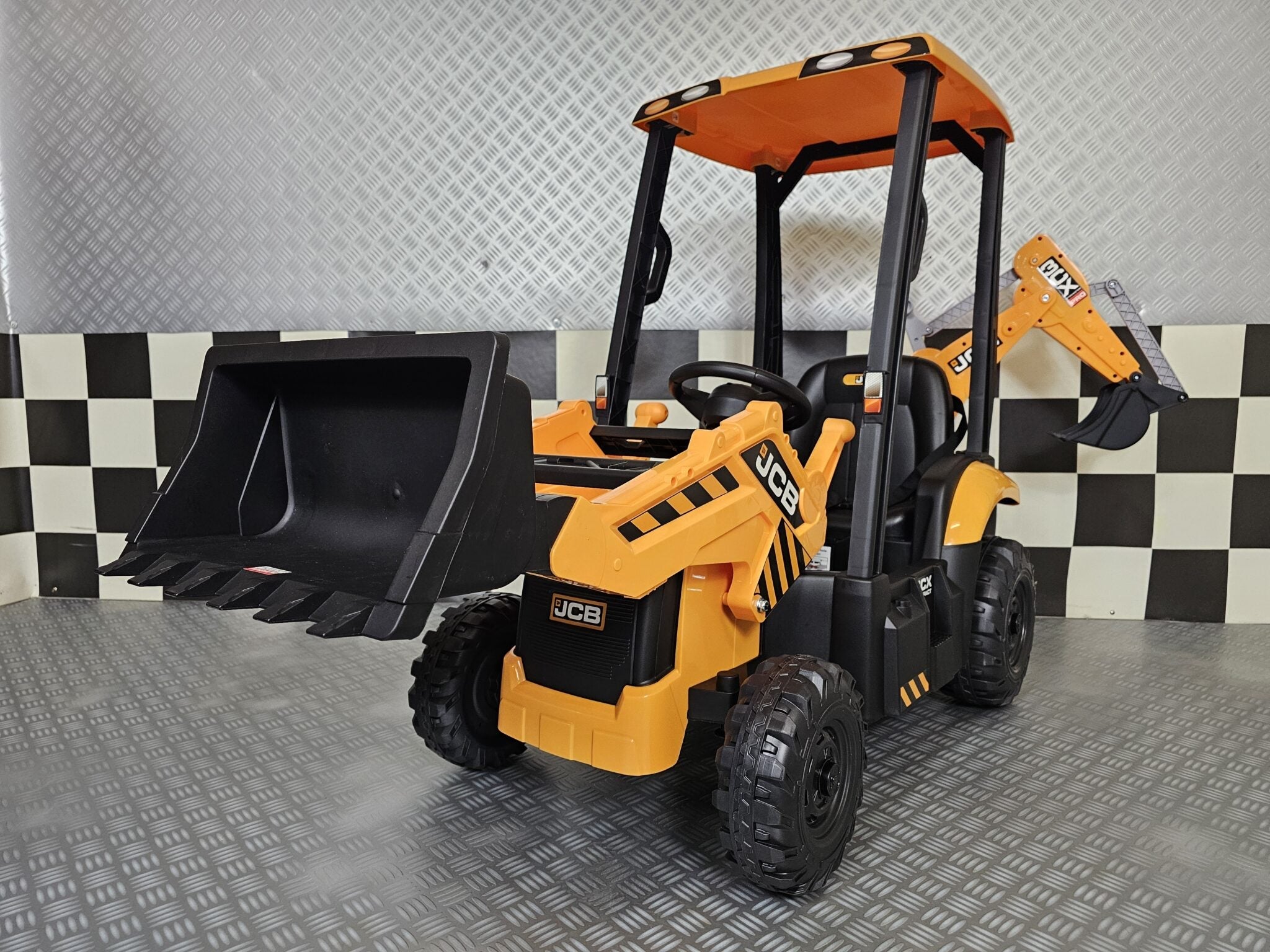 Elektrische kindertractor JCB Sitemaster met dak 12 volt