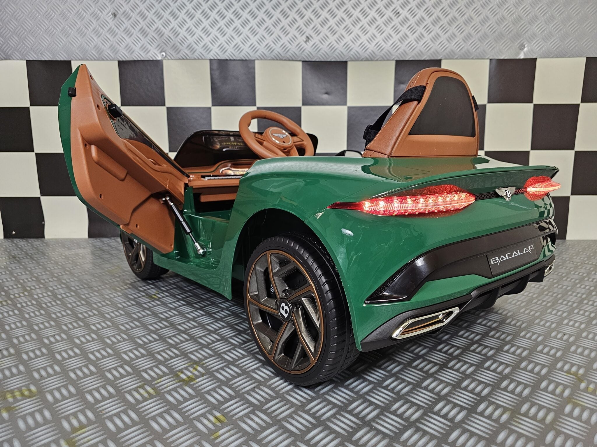 Kinderauto Bentley Bacalar 12 volt metallic groen