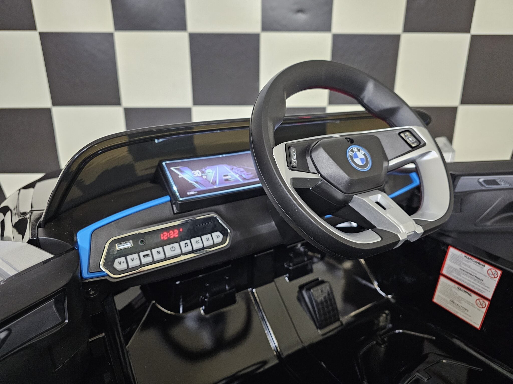 Elektrische kinderauto BMW i4 12 volt zwart