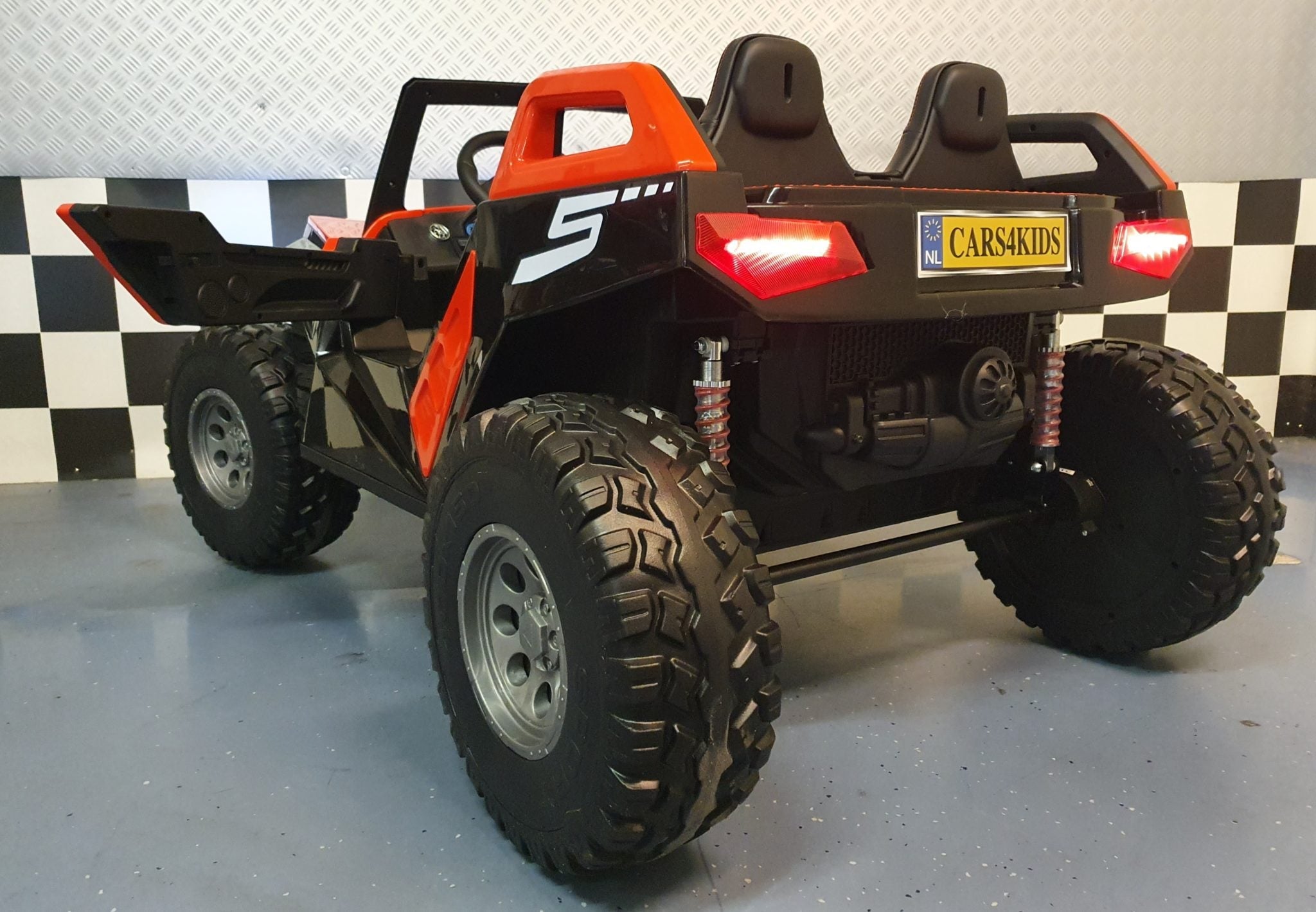 Power Buggy 24 volt, 4-wielaandrijving met afstandsbediening voor 2 kinderen, rood