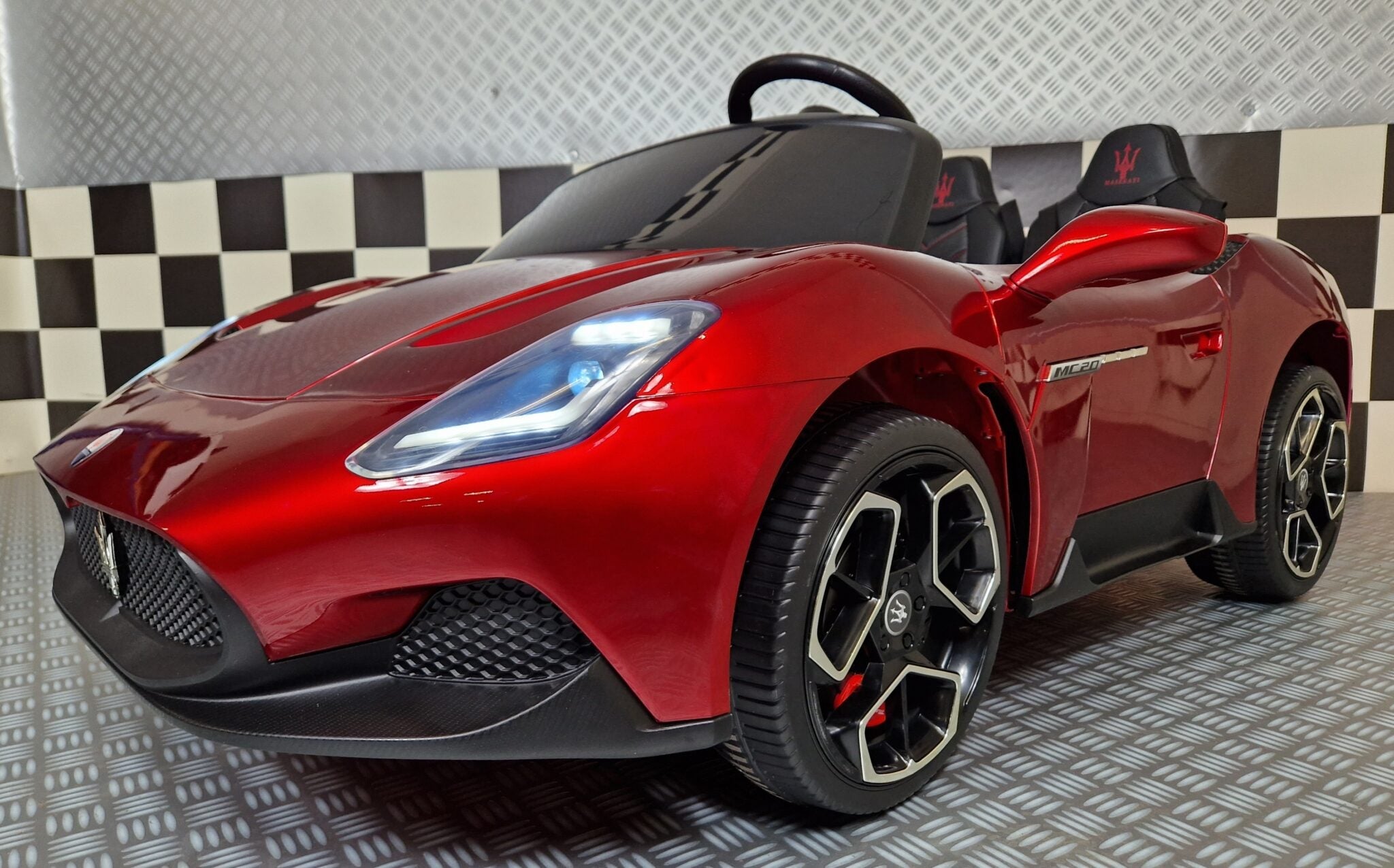 Elektrische kinderauto Maserati MC20 24 volt