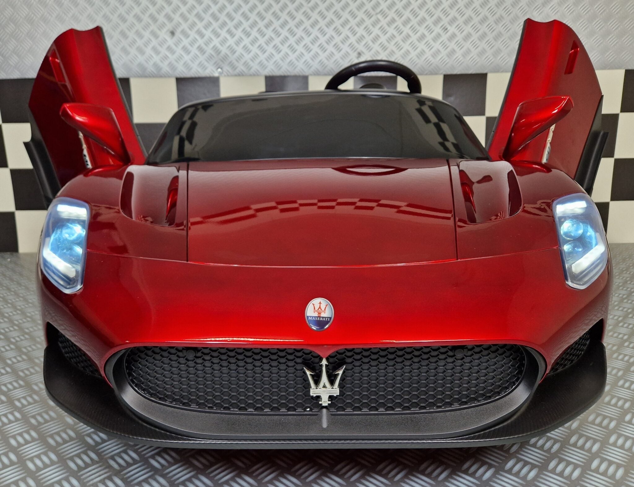 Elektrische kinderauto Maserati MC20 24 volt