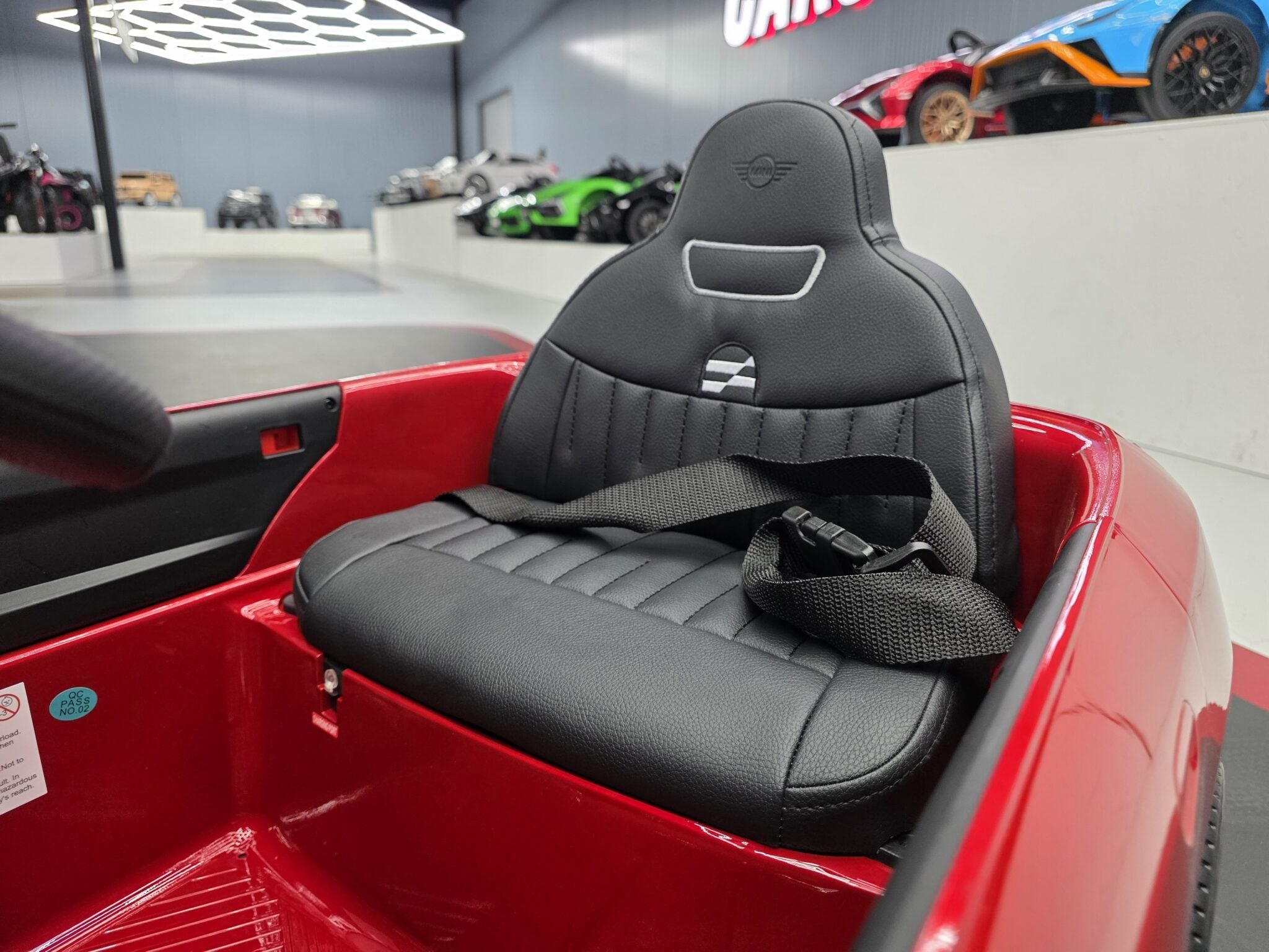 Kinderauto Mini Cooper S 12 volt metallic rood