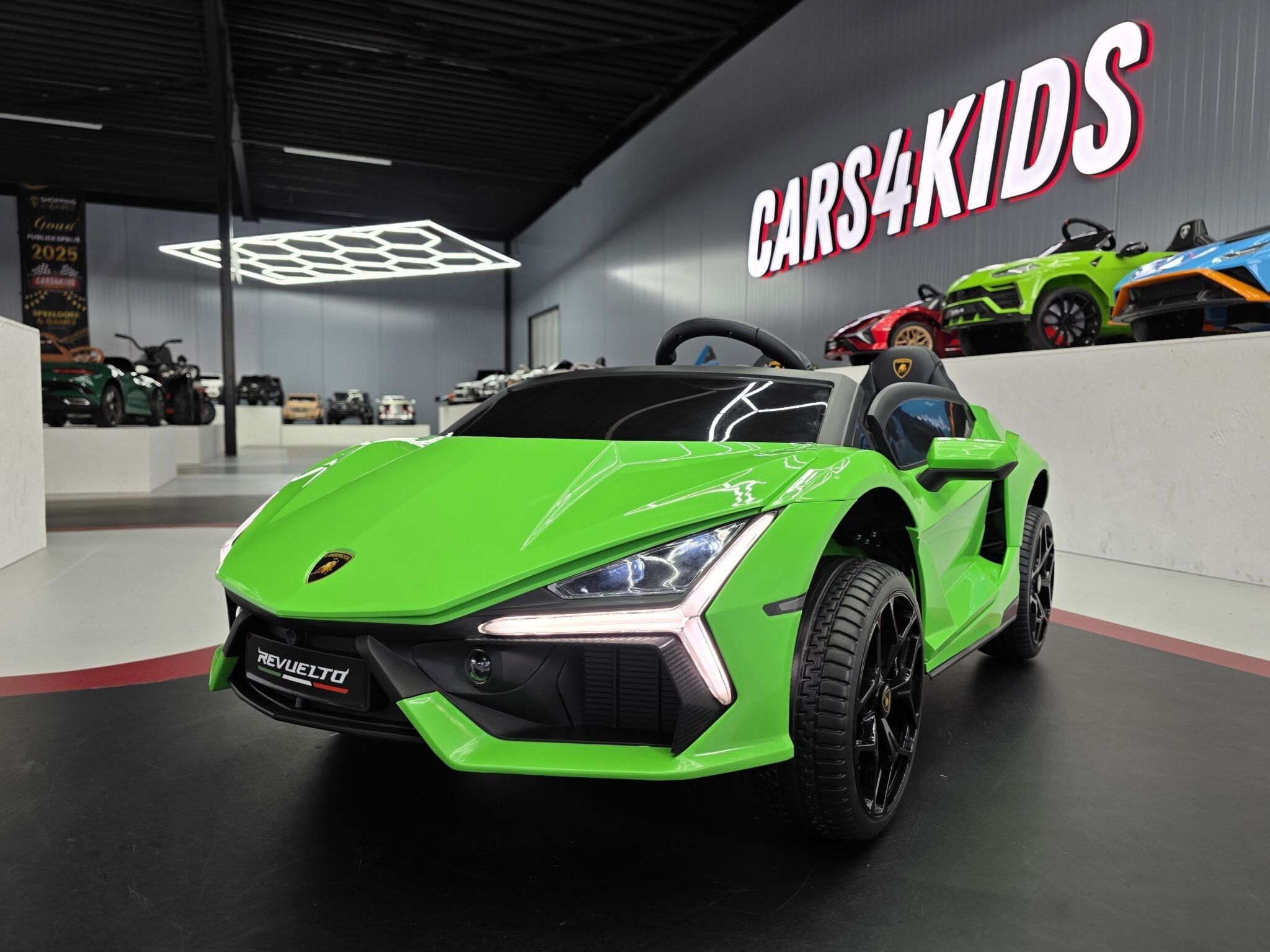 Kinderauto Lamborghini Revuelto 2 personen 24 volt