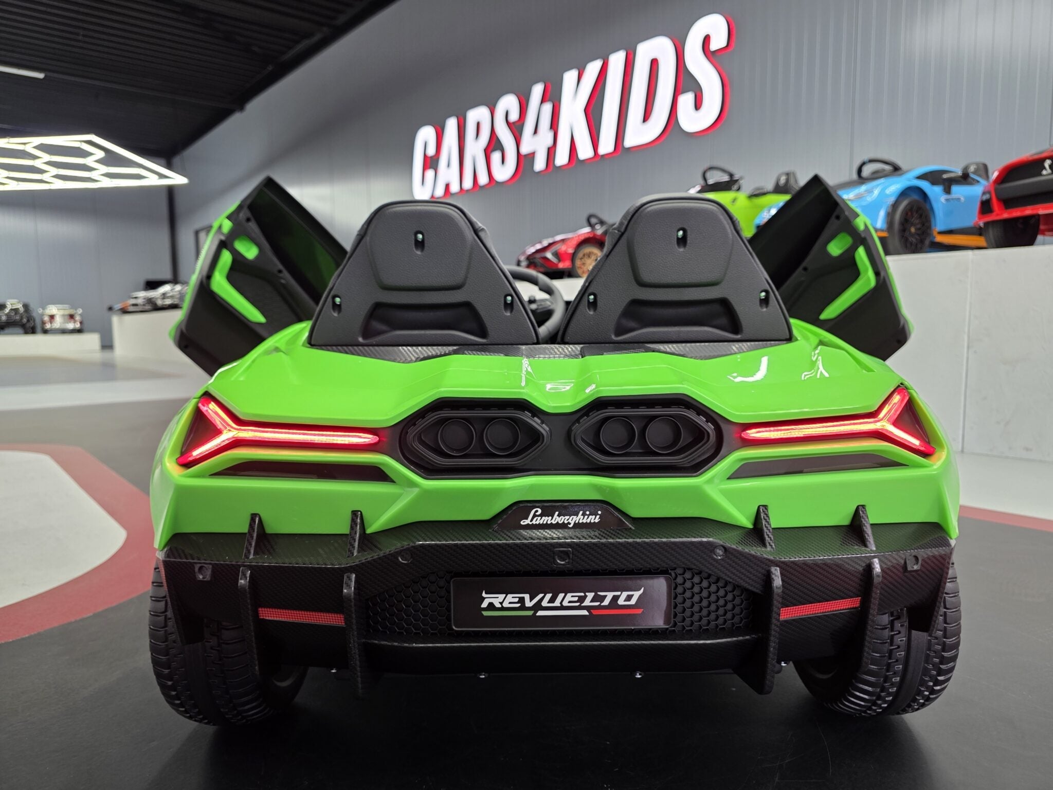 Kinderauto Lamborghini Revuelto 2 personen 24 volt