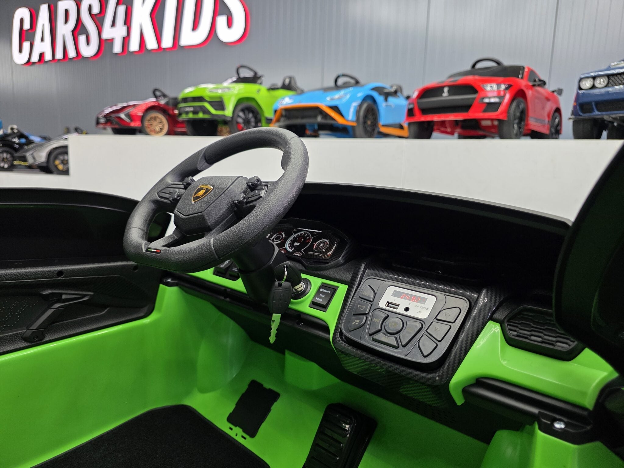 Kinderauto Lamborghini Revuelto 2 personen 24 volt