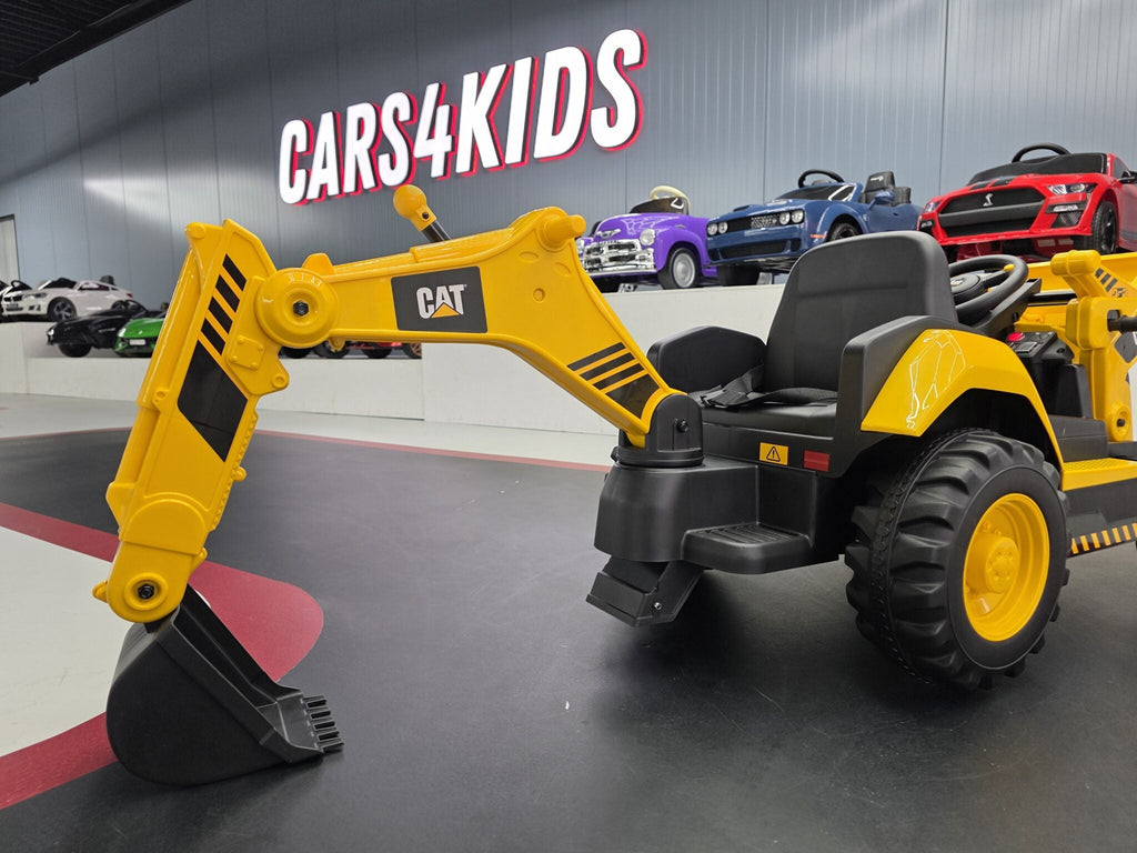 Caterpillar 12V Kids Tractor with Loader & Backhoe