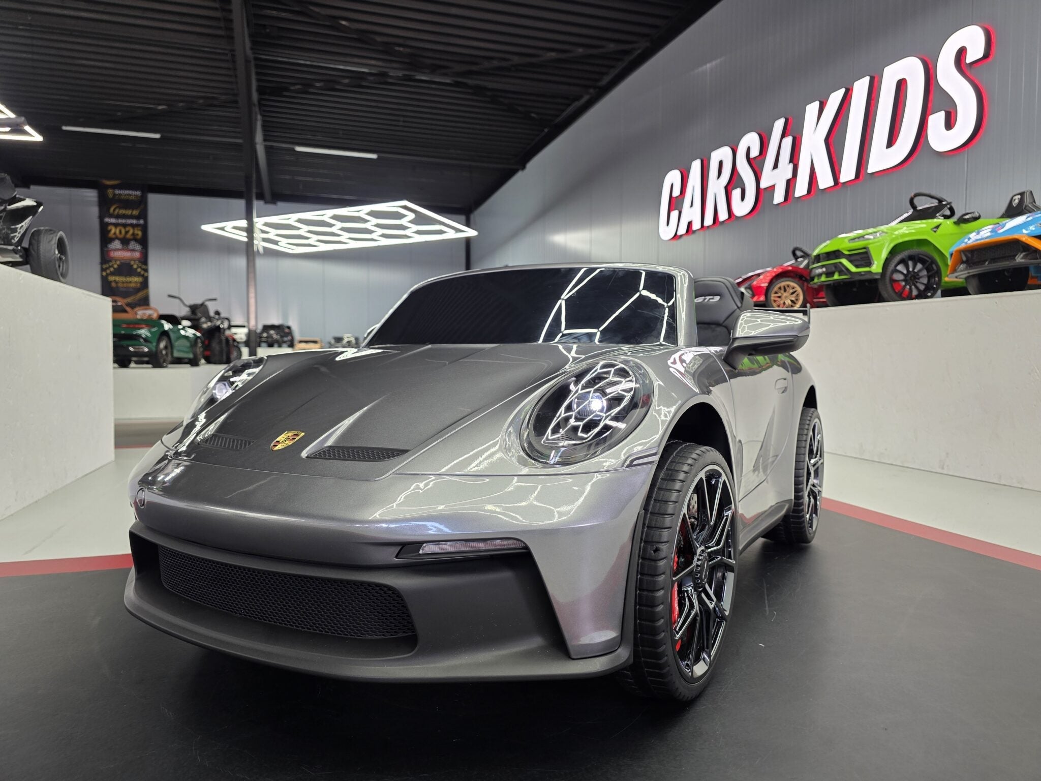Porsche 911 GT3 24-volt elektrische kinderauto metallic grijs