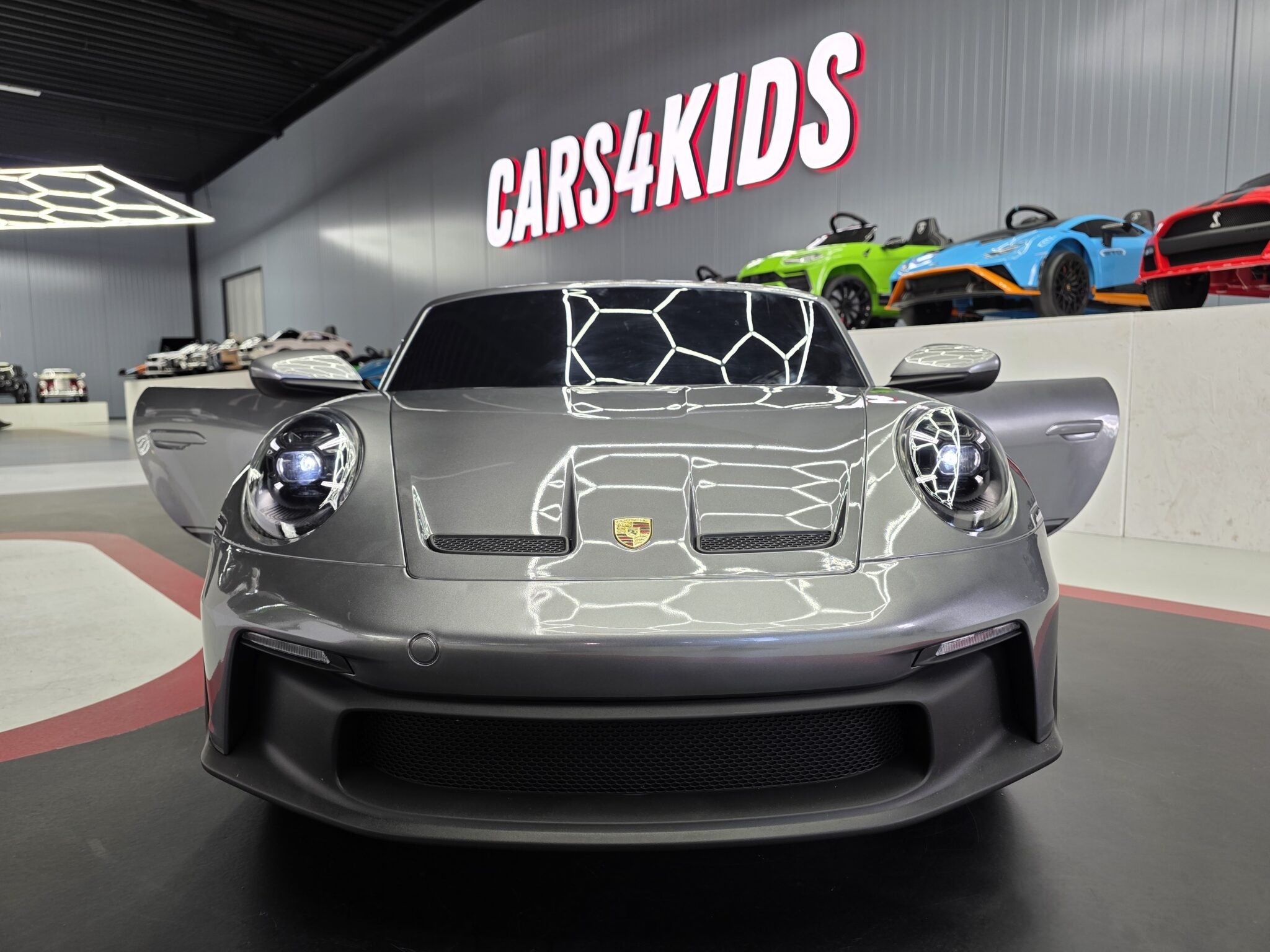 Porsche 911 GT3 24-volt elektrische kinderauto metallic grijs