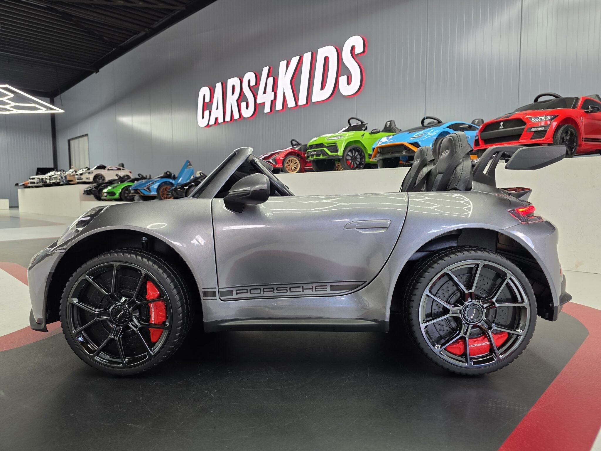 Porsche 911 GT3 24-volt elektrische kinderauto metallic grijs