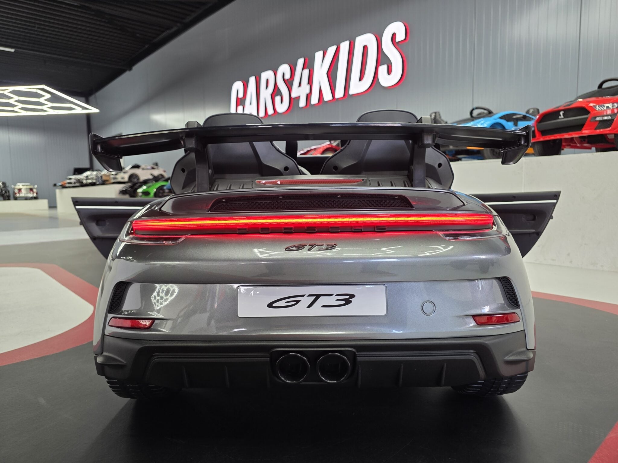 Porsche 911 GT3 24-volt elektrische kinderauto metallic grijs