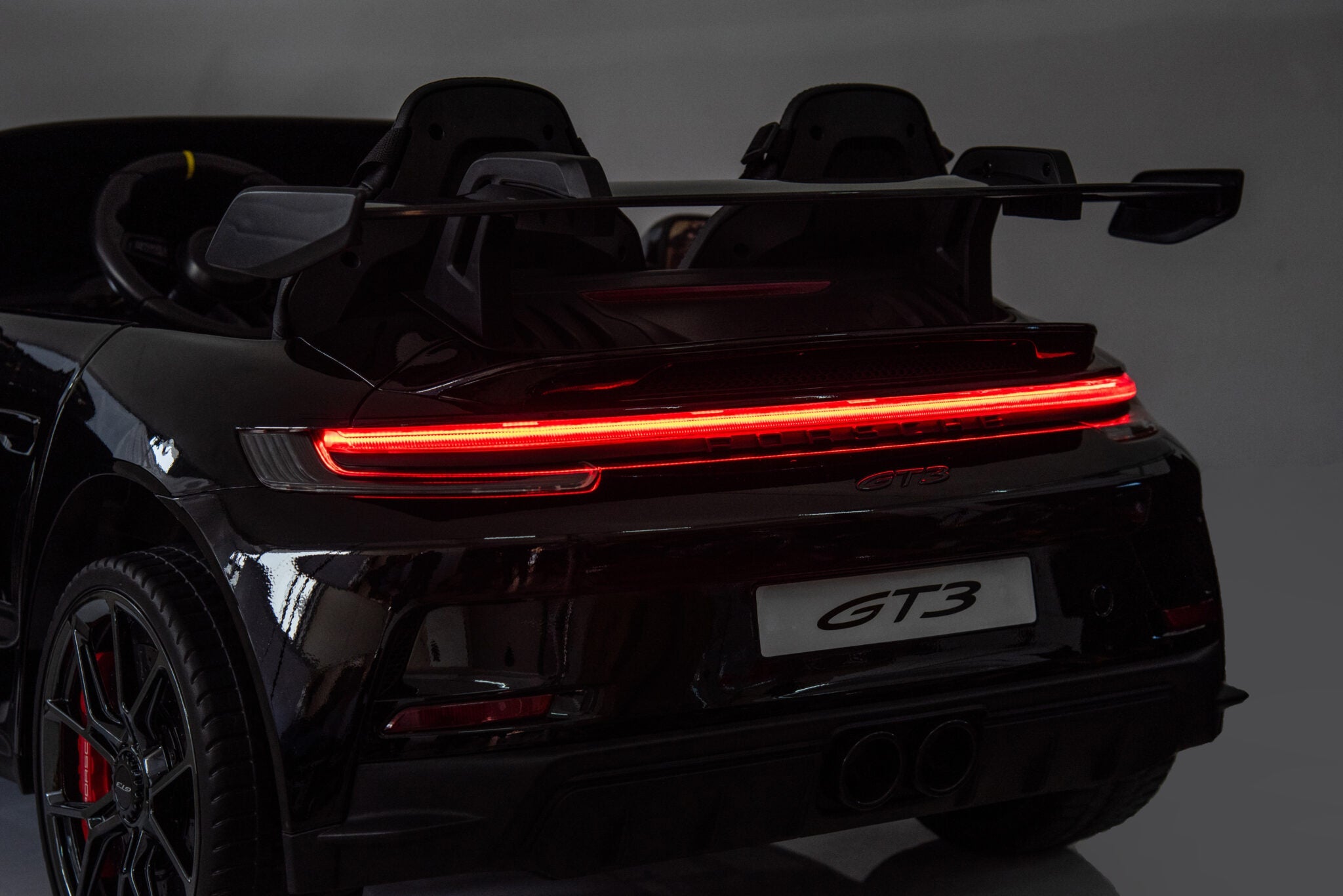 Porsche 911 24-volt GT3 elektrische kinderauto metallic zwart met MP4-speler