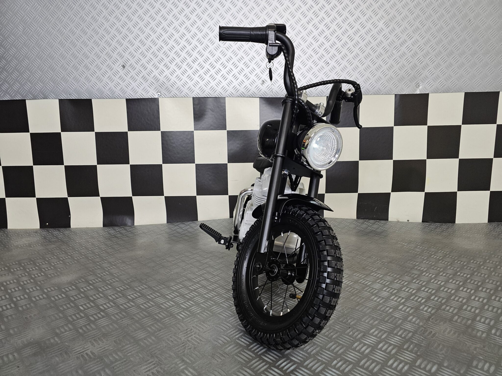 Black 24V Electric Chopper for Kids – Ride-On Motorcycle with Realistic Cruiser Design