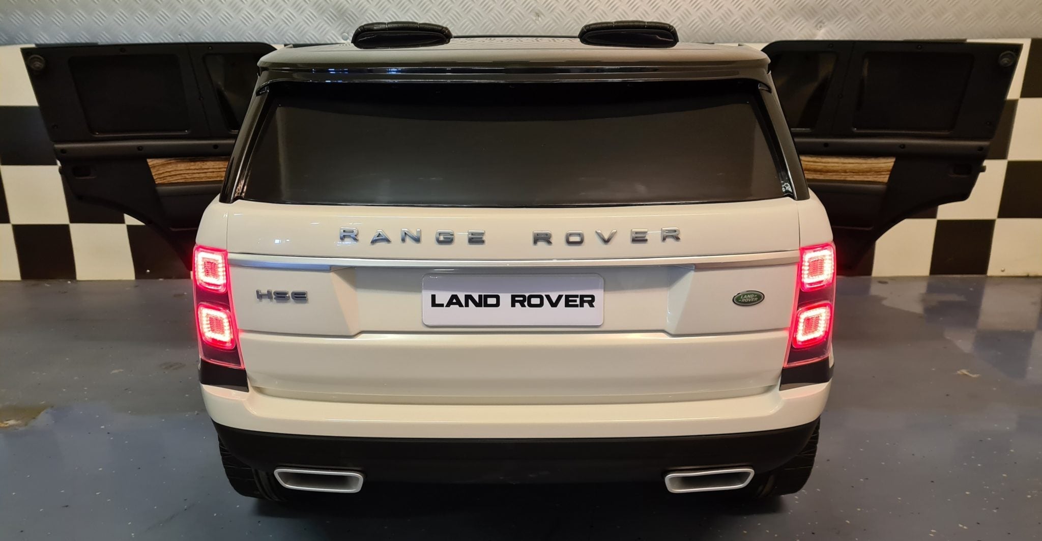 Accu-kinderauto Range Rover HSE Sport 2-persoons 12V 4 motoren Wit