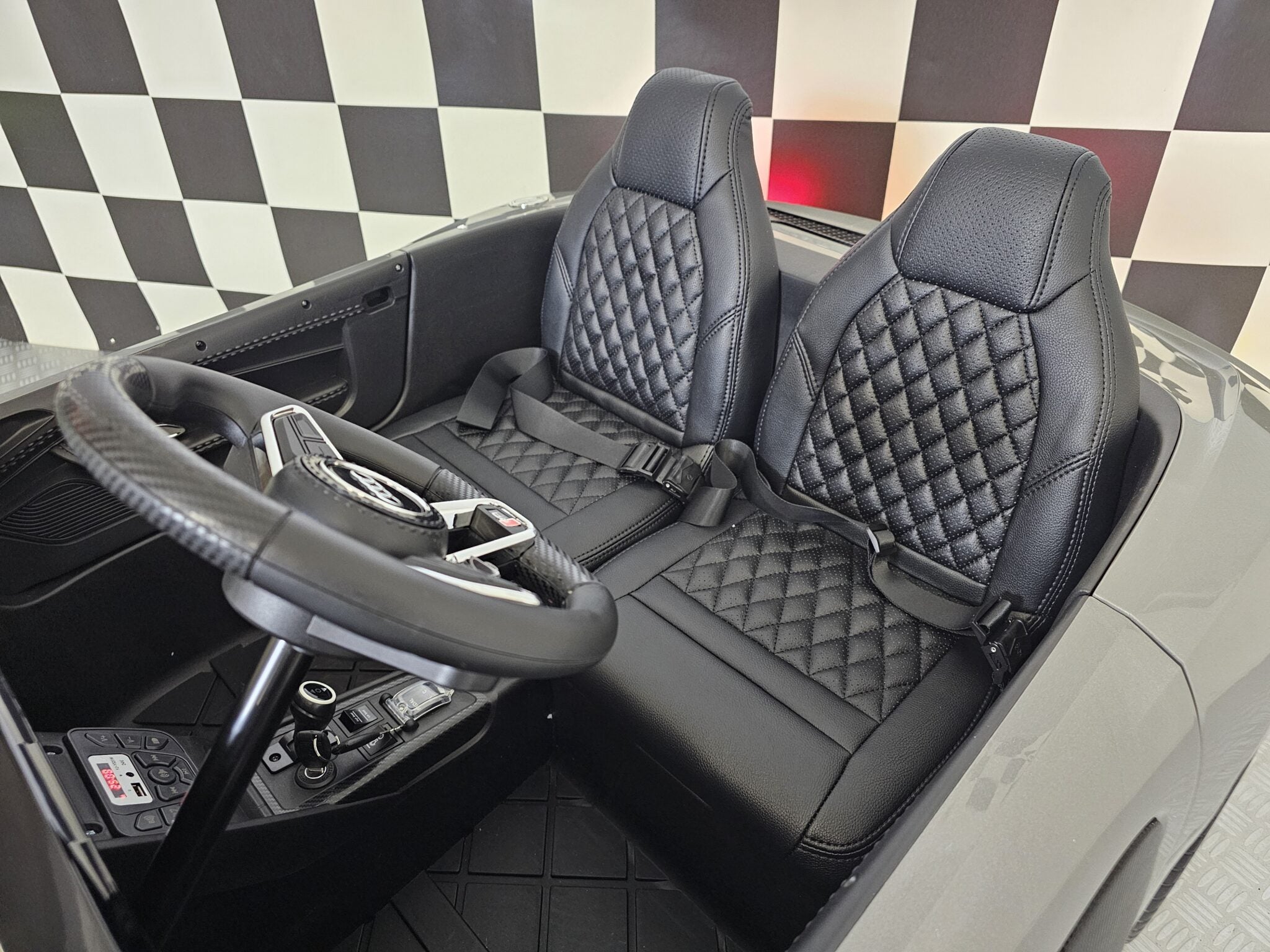 Kinderauto Audi R8 XXL 2-persoons 24 volt