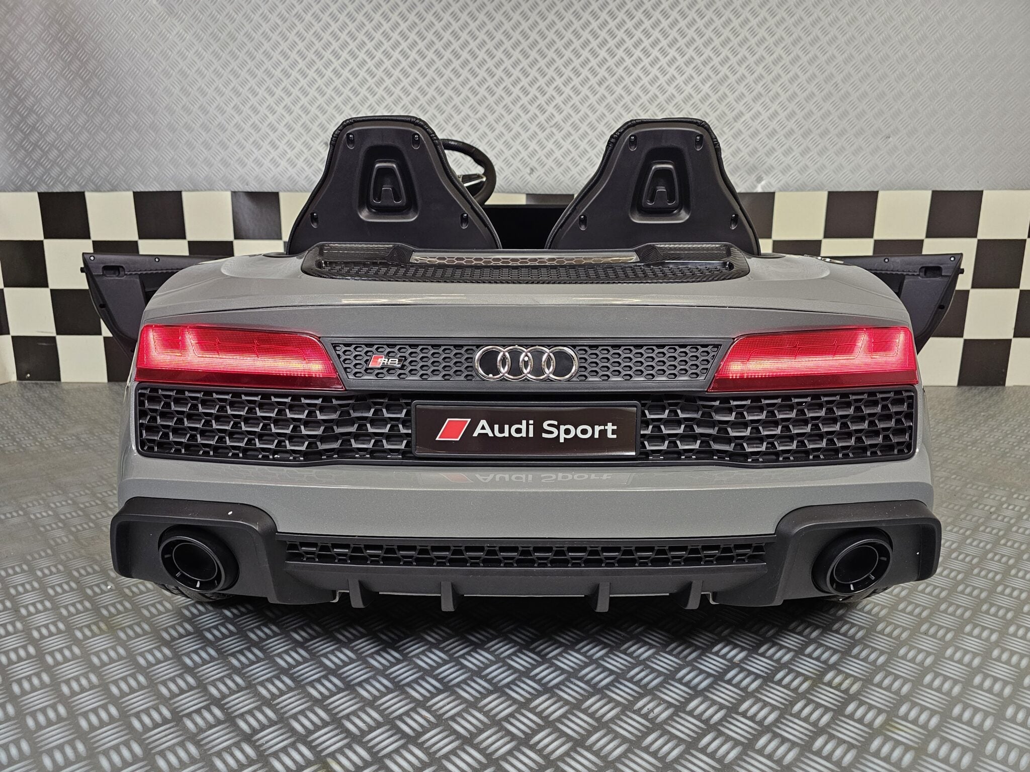 Kinderauto Audi R8 XXL 2-persoons 24 volt