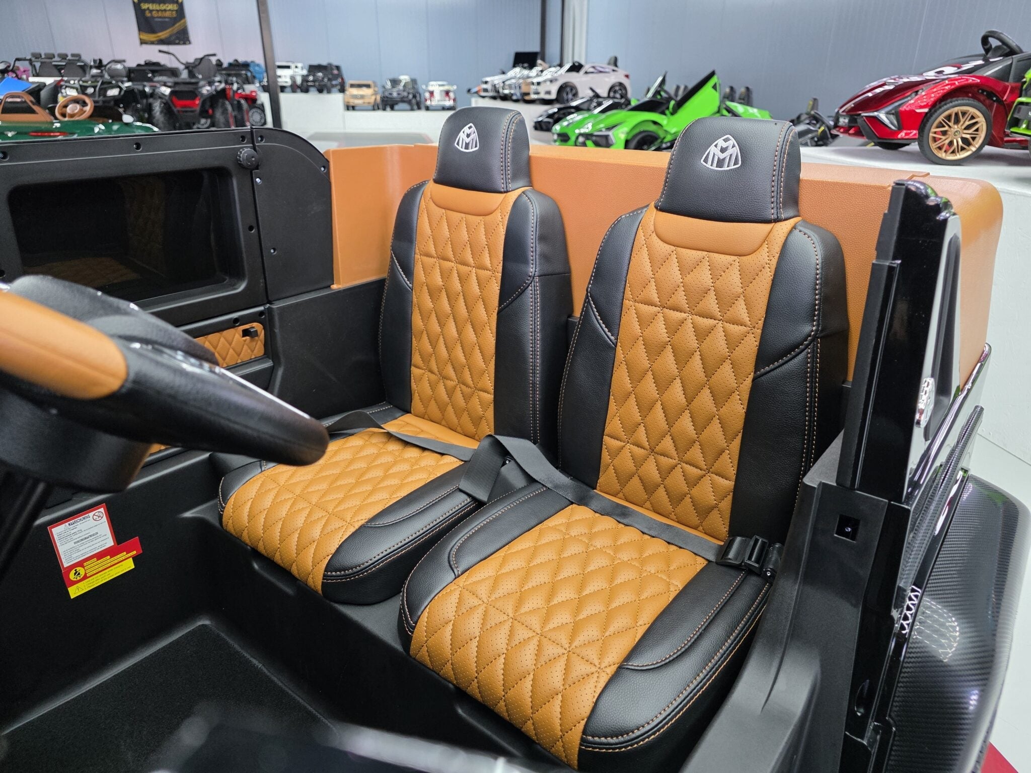 Mercedes Maybach XXL 24 volt elektrische kinderauto met MP4