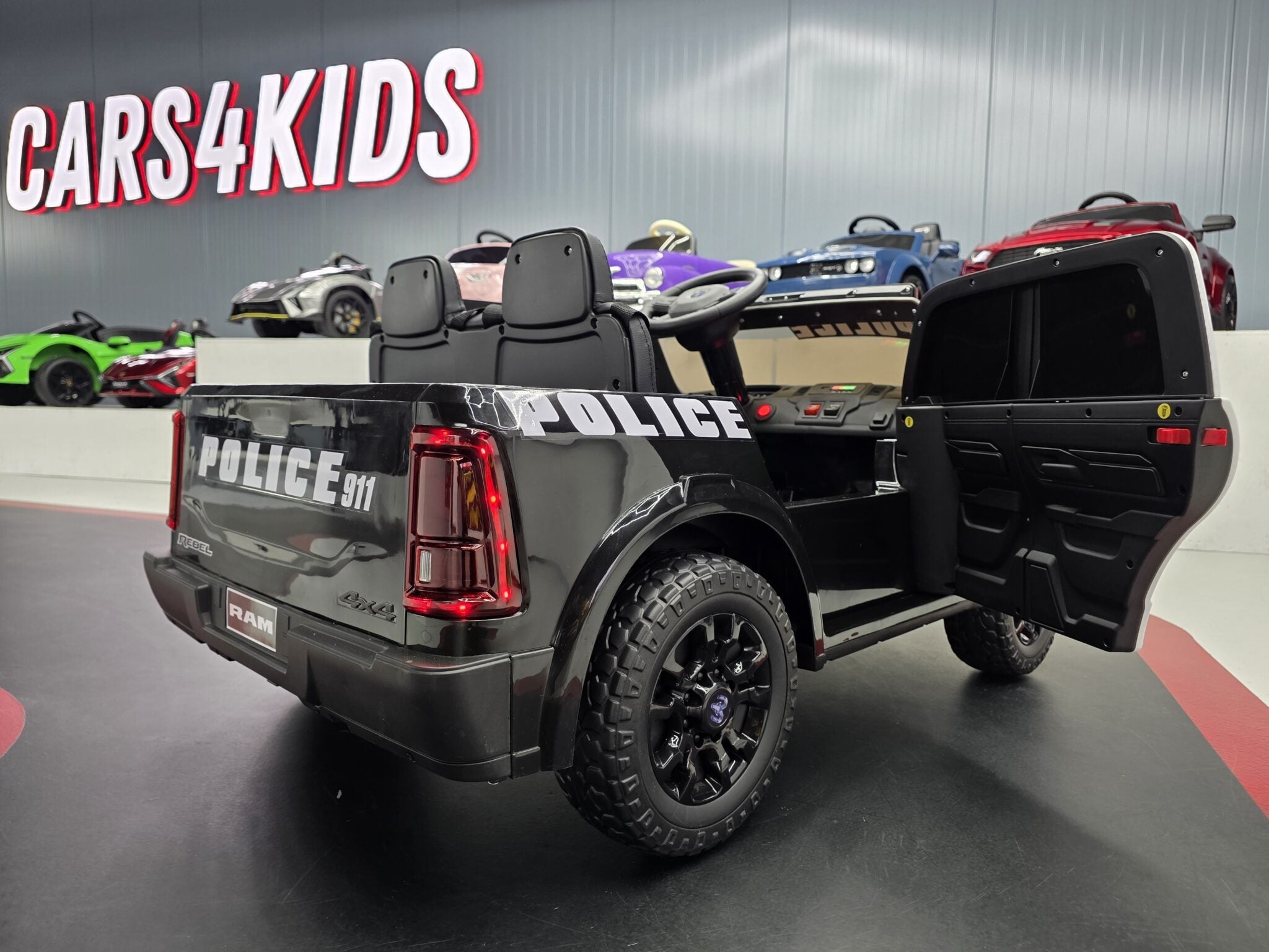 Dodge RAM politieauto 12 volt