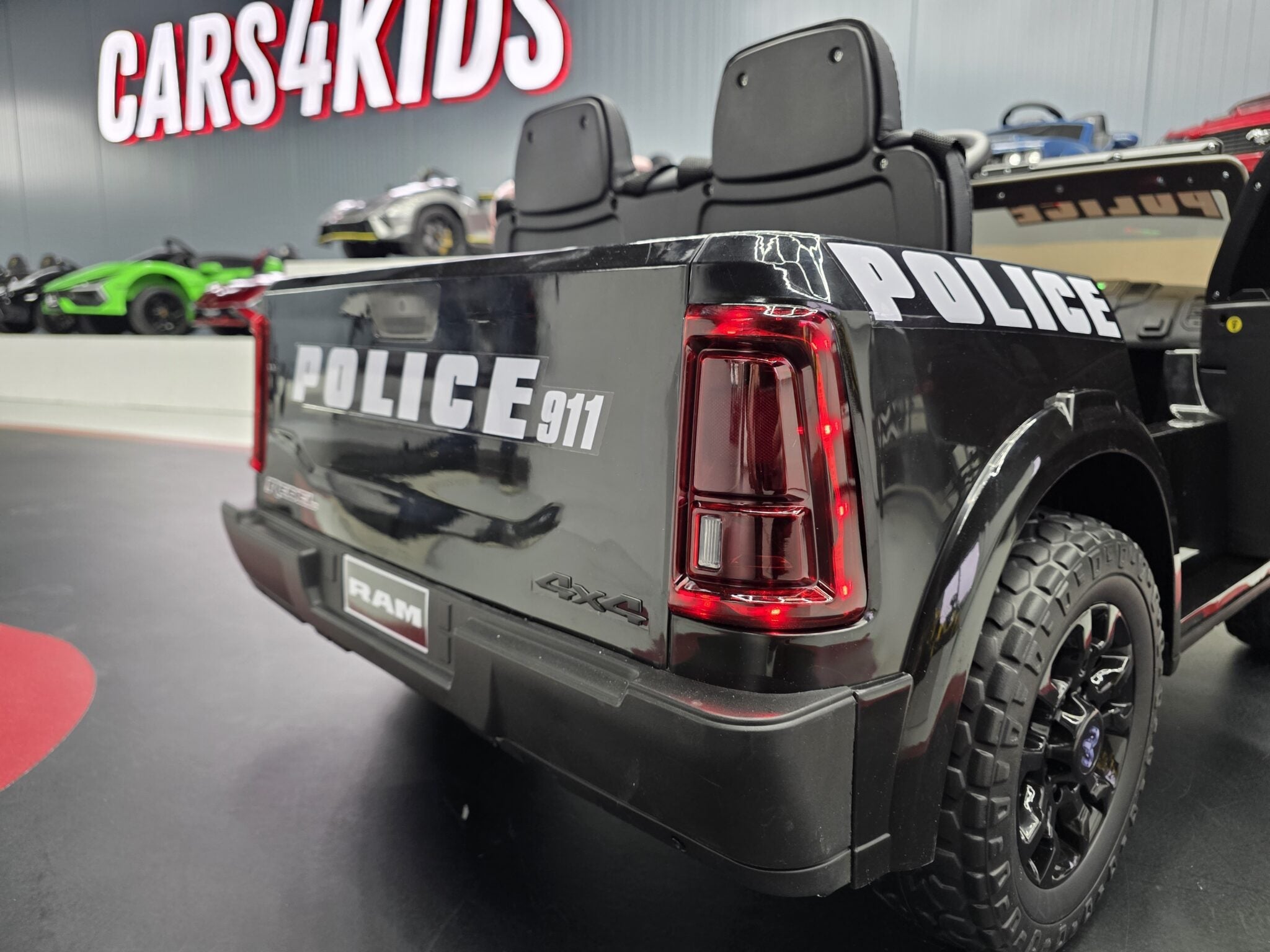 Dodge RAM politieauto 12 volt