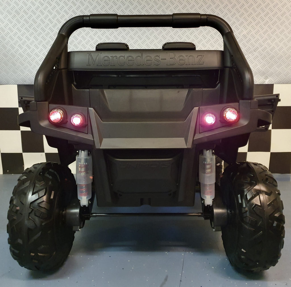 2-persoons Mercedes Unimog elektrische kinderauto 4x4 mat zwart
