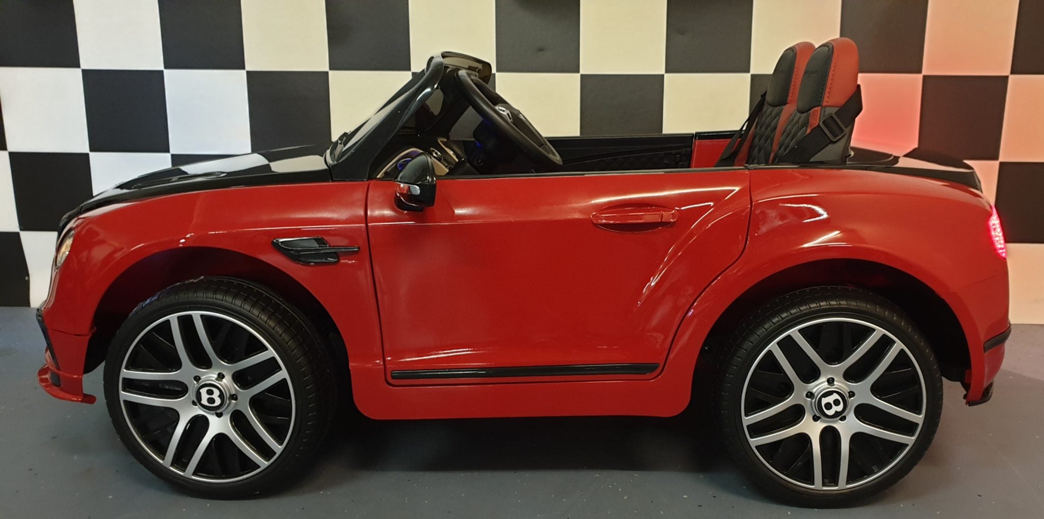 Bentley Continental Battery-Powered Kids Car Black/Red – 12V Electric Ride-On with Remote Control (1.5-Seater)